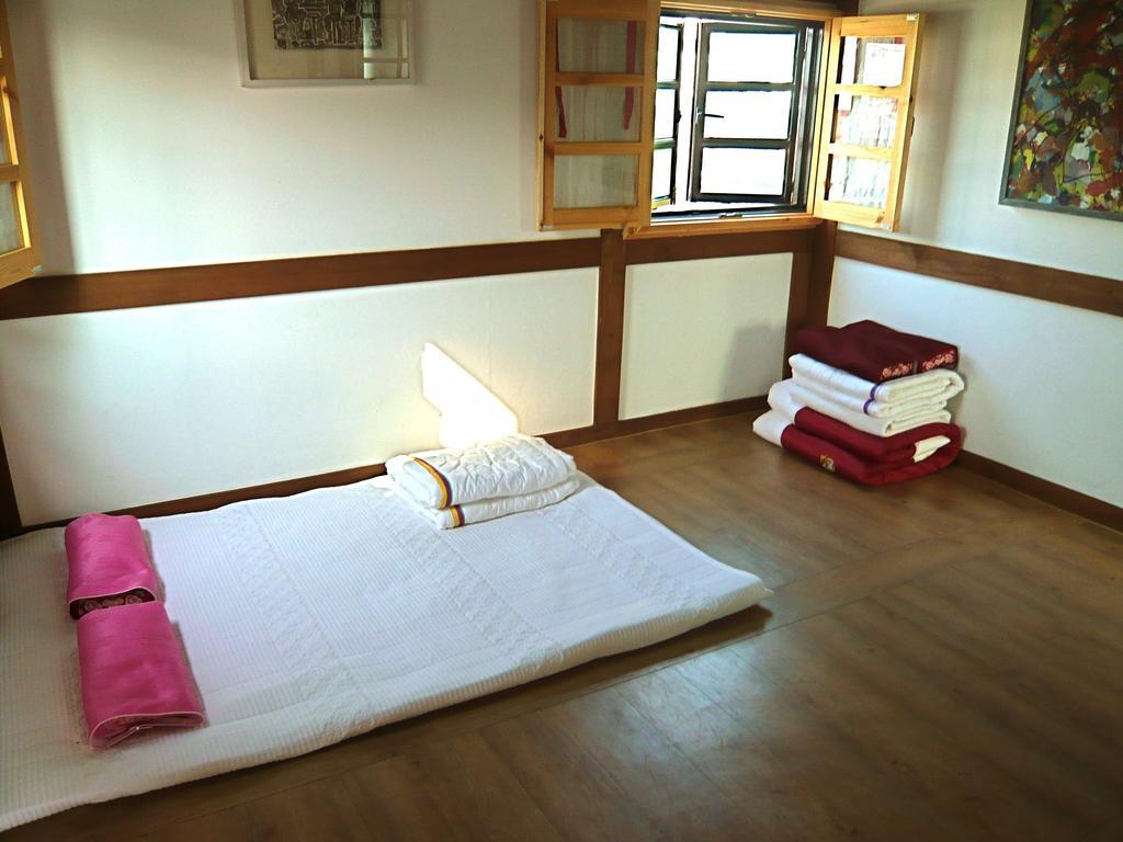 Guesthouse In Picture Jeonju Habitación foto